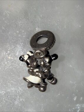 Pandora Disney EXCLUSIVE Charm
